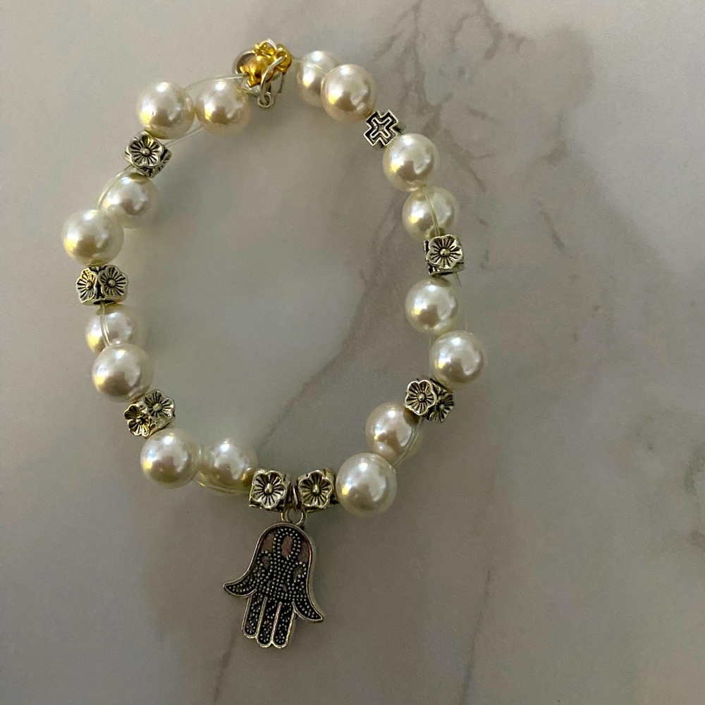 Bracelets - Picture 2 of 4